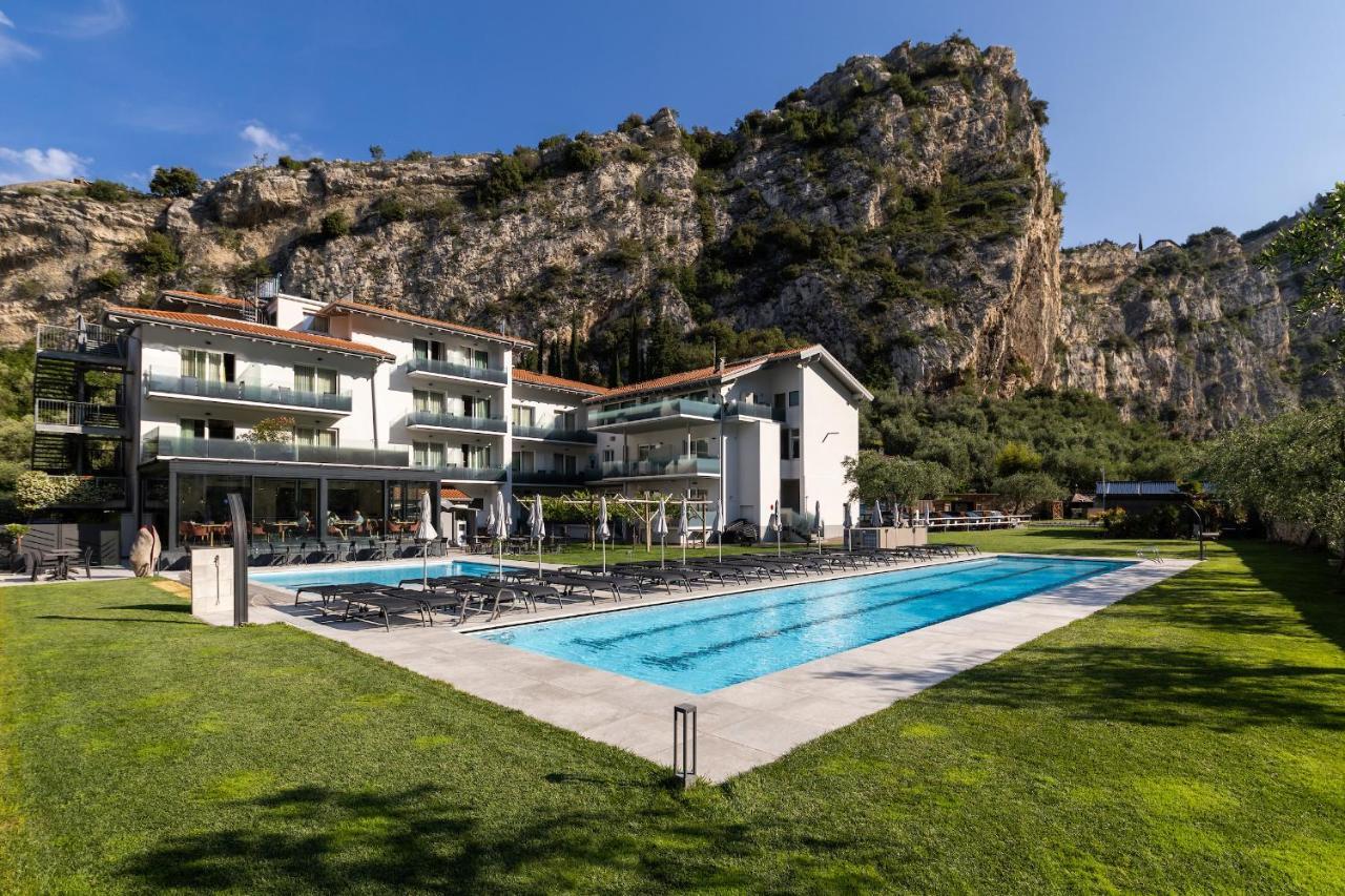 Aktivhotel Santalucia Torbole Sul Garda Екстериор снимка
