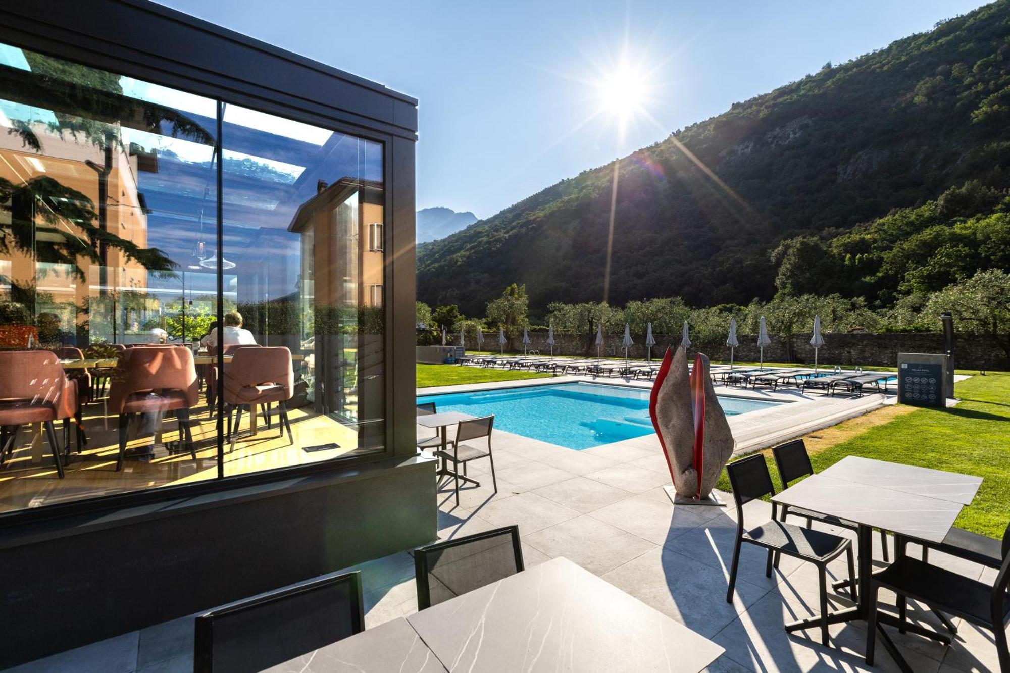 Aktivhotel Santalucia Torbole Sul Garda Екстериор снимка