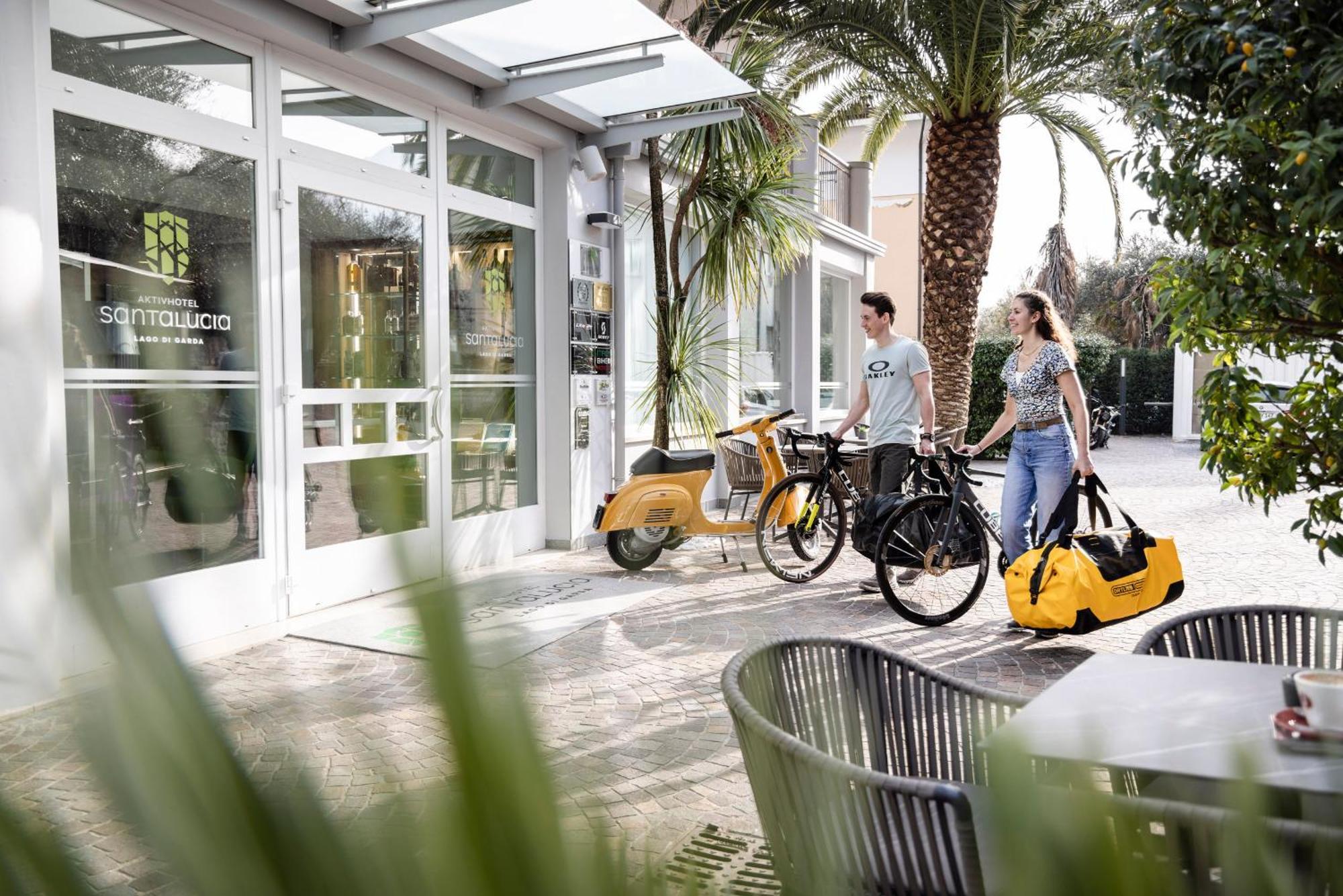Aktivhotel Santalucia Torbole Sul Garda Екстериор снимка
