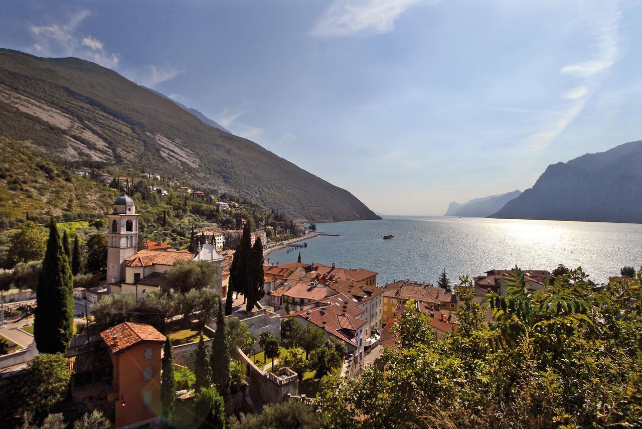 Aktivhotel Santalucia Torbole Sul Garda Екстериор снимка